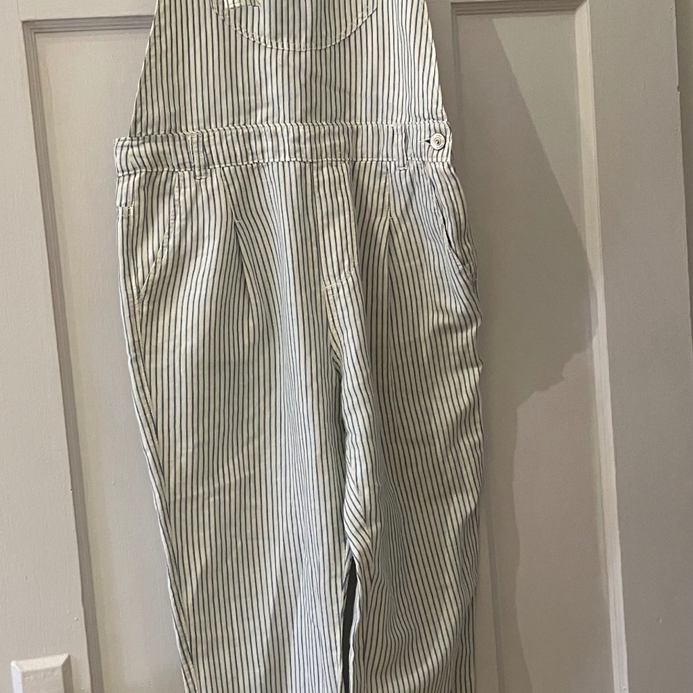 Zara overal size XS